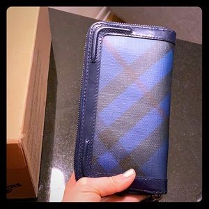 Burberry wallet